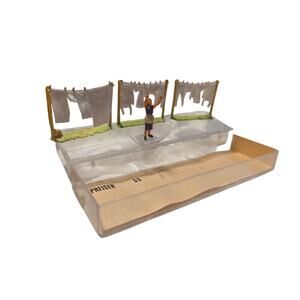 Preiser HO Scale 55 Exklusiv 3 Outdoor Clotheslines Figure Made in Germany